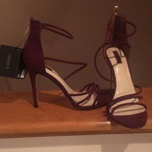 NWT stilettos